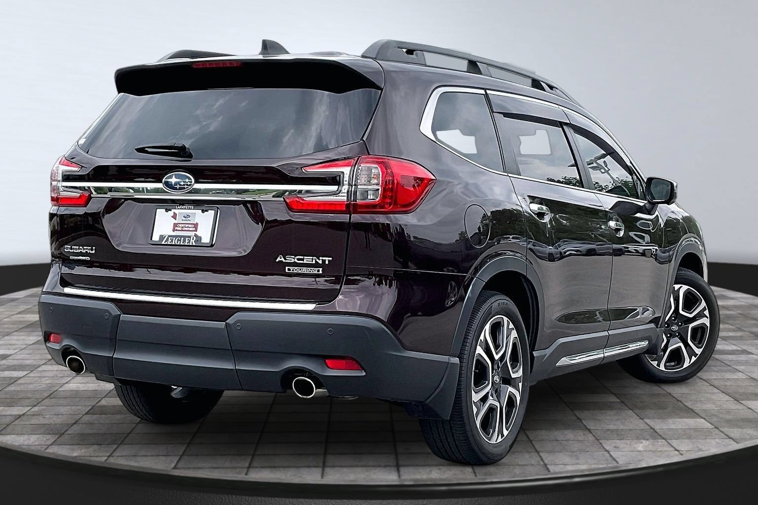 Certified 2023 Subaru Ascent Touring w/ Popular Package #2A AWD/4WD image 2