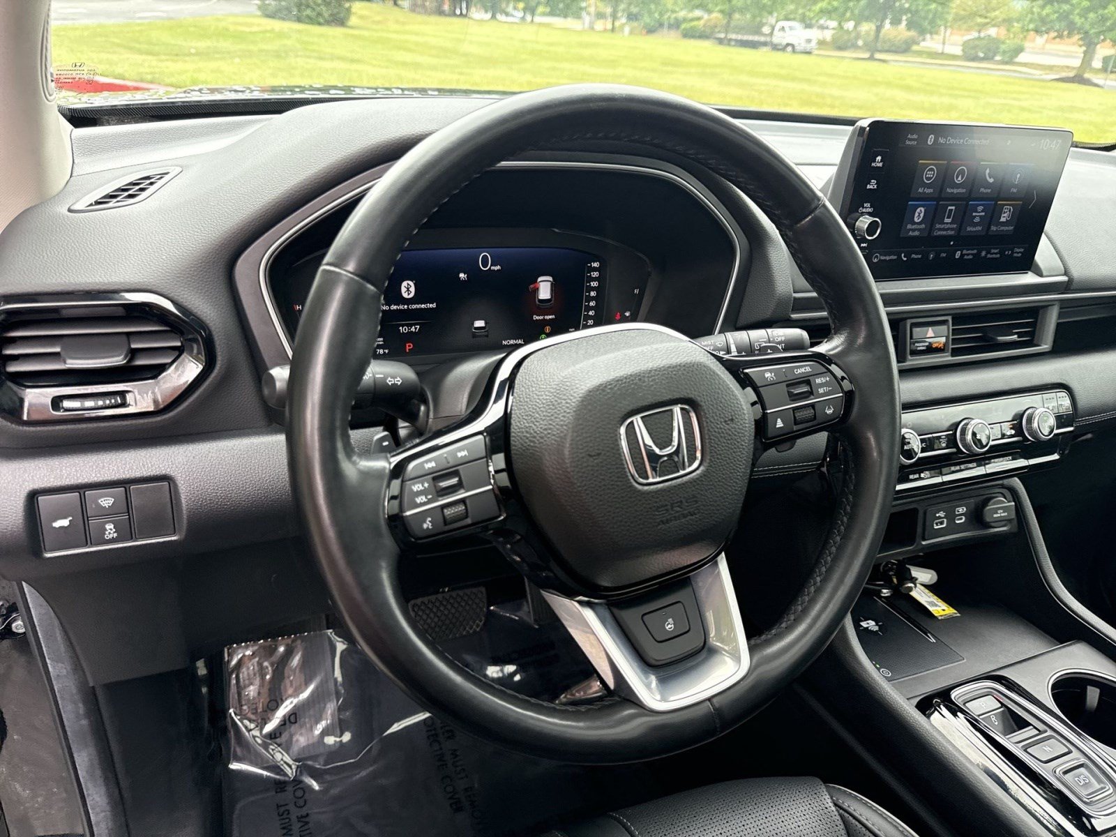 Used 2025 Honda Pilot Elite image 16