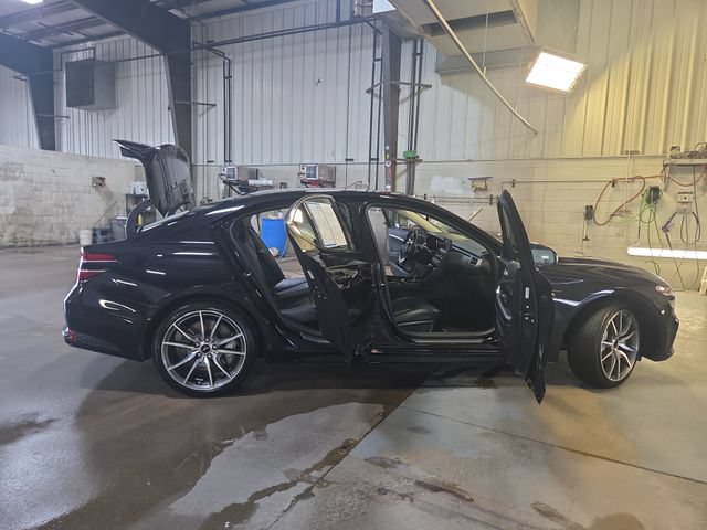 Used 2025 Genesis G70 2.5T RWD image 30