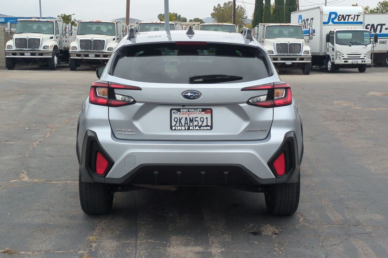 Used 2024 Subaru Crosstrek 2.0i Premium AWD/4WD image 7