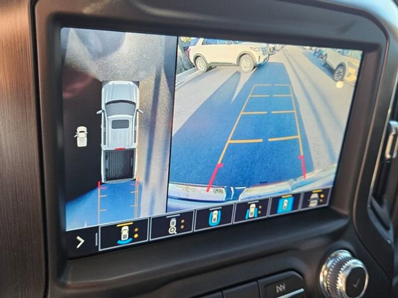 Used 2021 GMC Sierra 1500 AT4 w/ AT4 Premium Package image 23