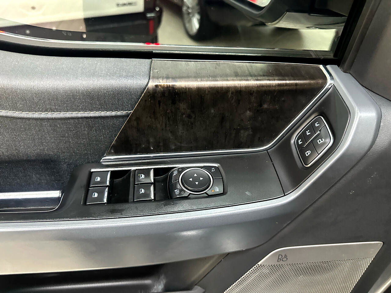 Used 2022 Ford F150 Lariat image 19