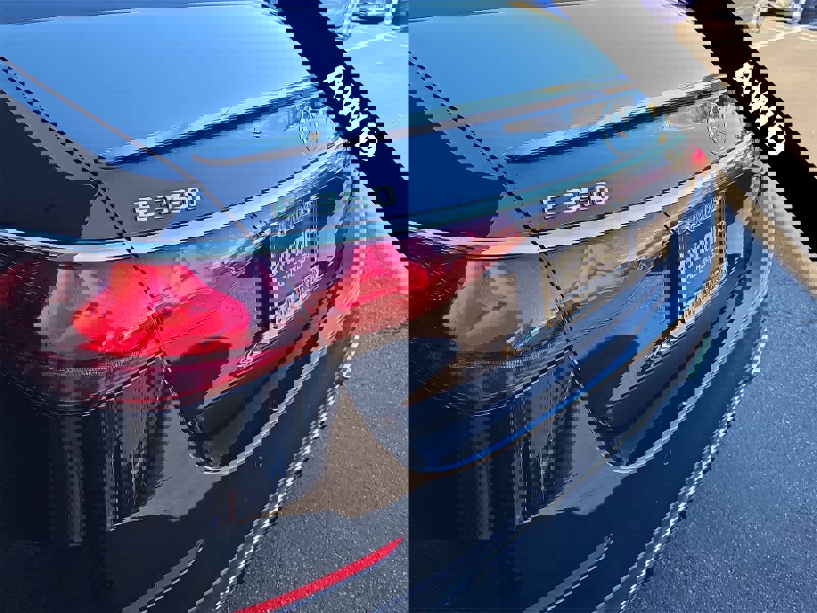 Used 2024 Mercedes-Benz E 350 4MATIC Sedan image 11