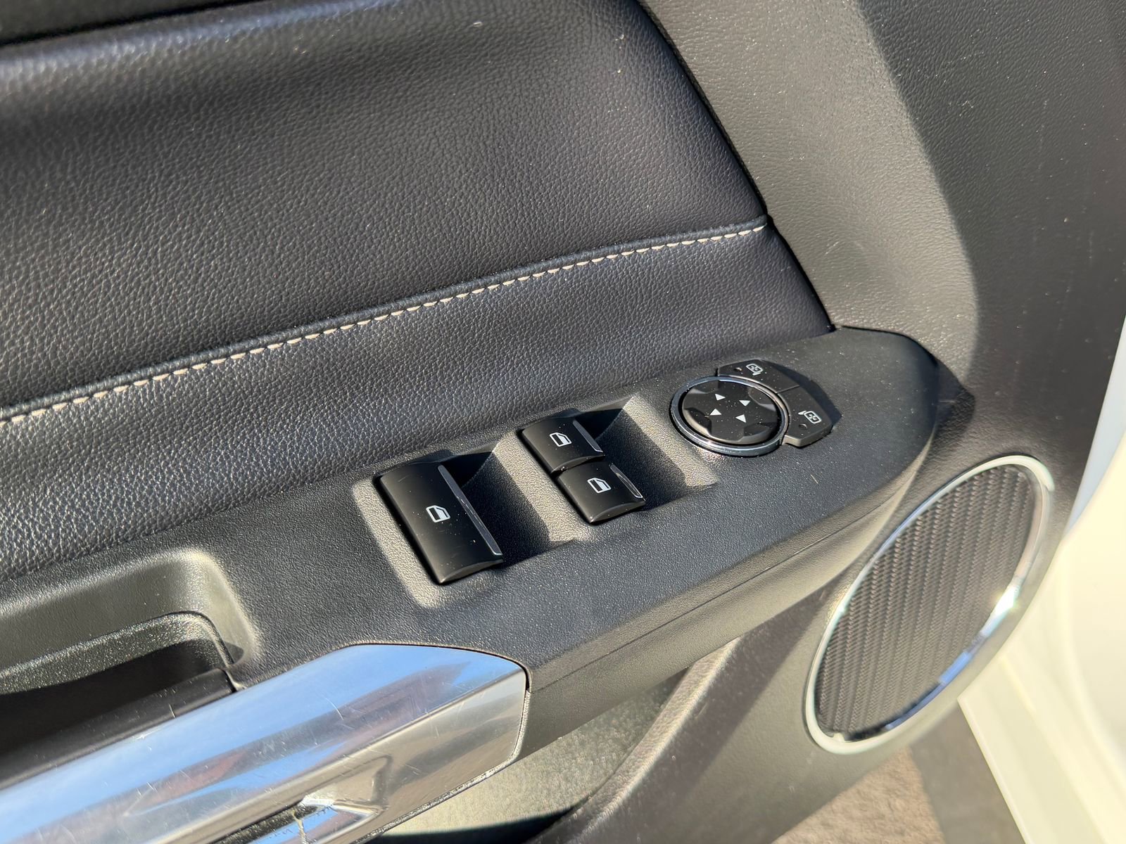 Used 2020 Ford Mustang Premium image 16
