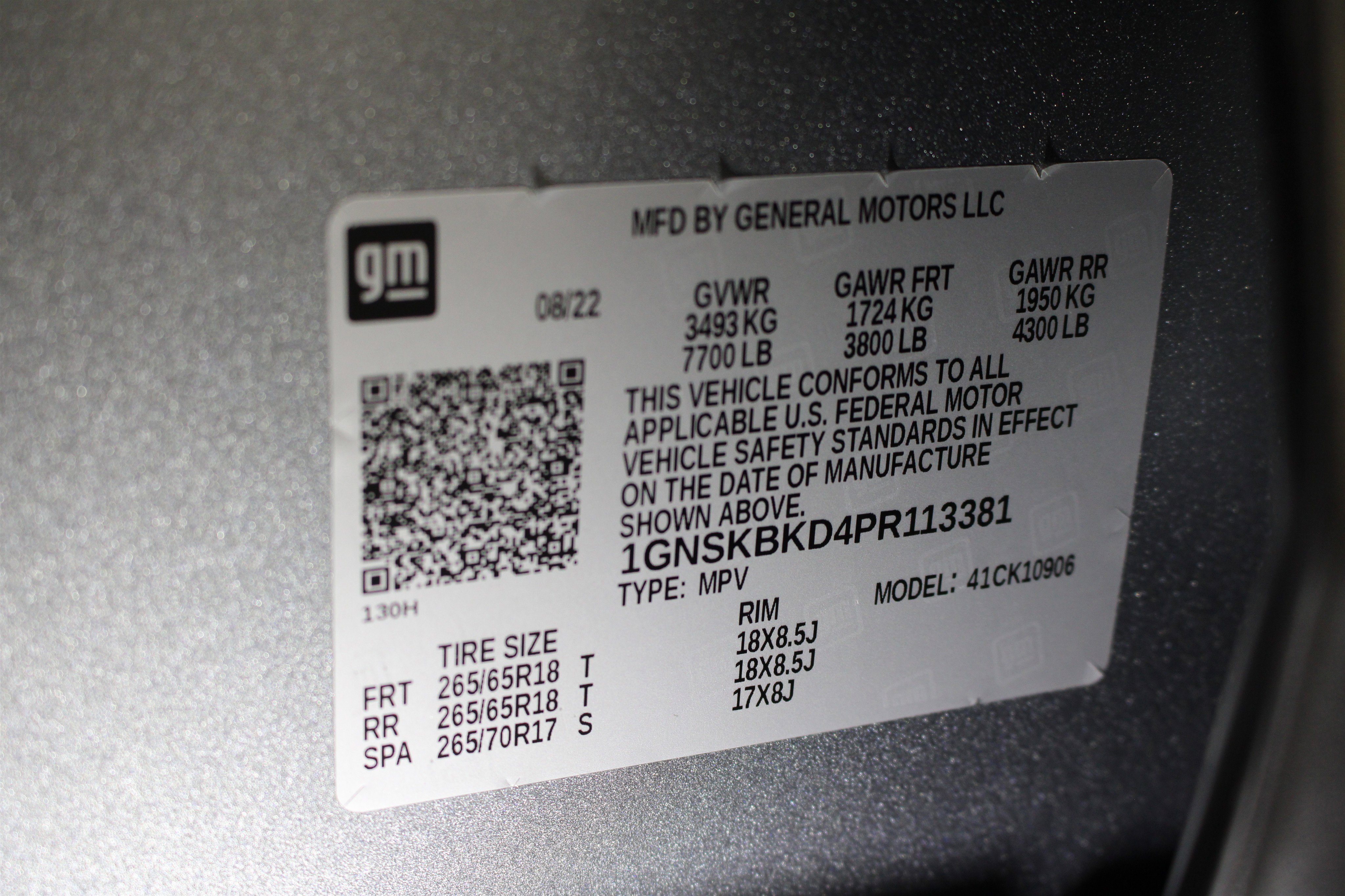 Used 2023 Chevrolet Suburban LS image 35