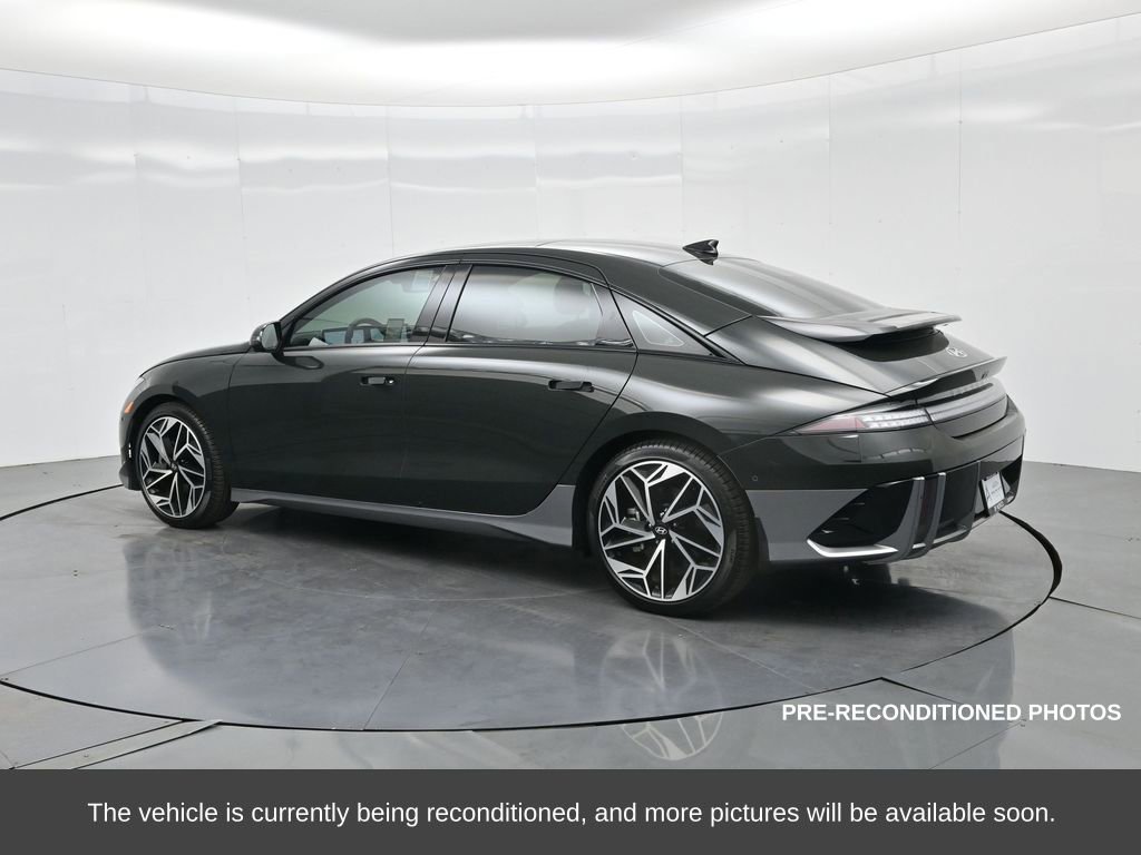 Used 2023 Hyundai Ioniq 6 Limited image 9