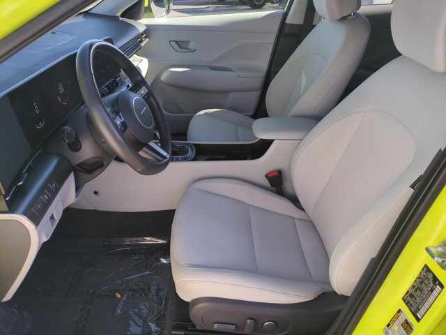 Used 2025 Hyundai Kona SEL AWD/4WD image 15