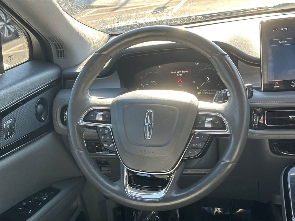 Used 2022 Lincoln Nautilus Reserve w/ Equipment Group 201A image 23