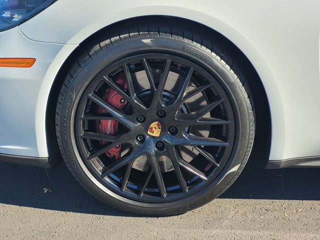 Used 2017 Porsche Panamera Turbo image 10