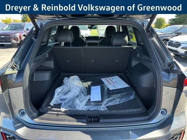 New 2026 Volkswagen Tiguan SE R-Line image 25