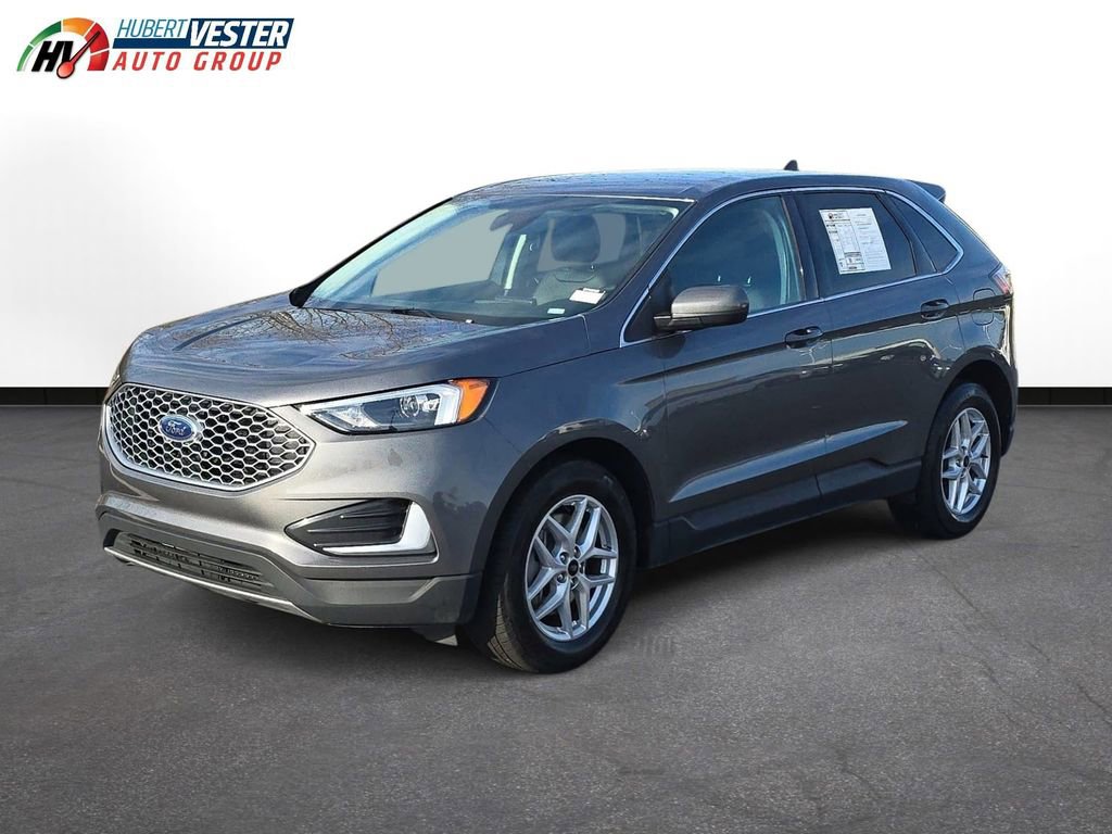 Used 2024 Ford Edge SEL image 2