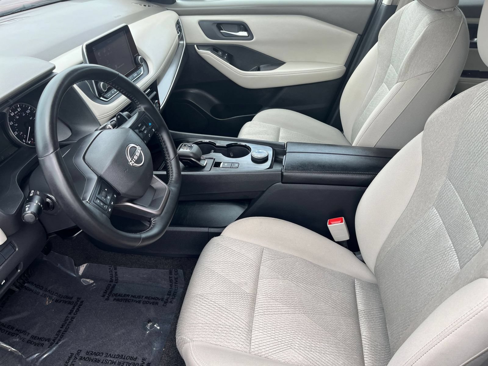 Used 2025 Nissan Rogue SV AWD/4WD image 30