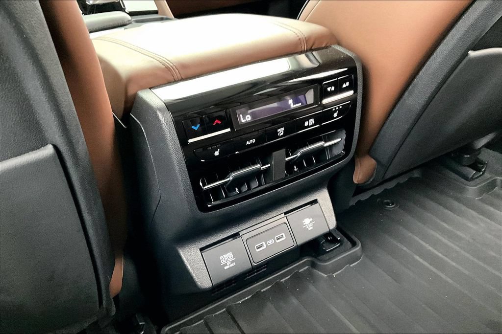 Certified 2024 Acura MDX SH-AWD w/ Advance Package image 29