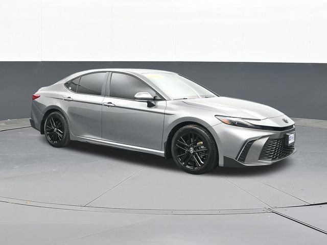 Used 2025 Toyota Camry SE w/ Convenience Package image 21