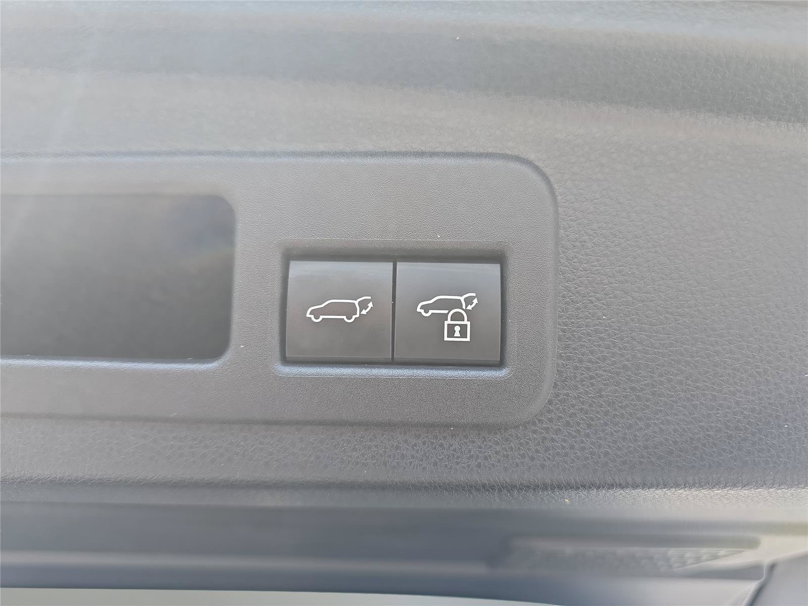 Used 2025 Toyota 4Runner TRD Off-Road Premium w/ Tow Technology Package AWD/4WD image 29