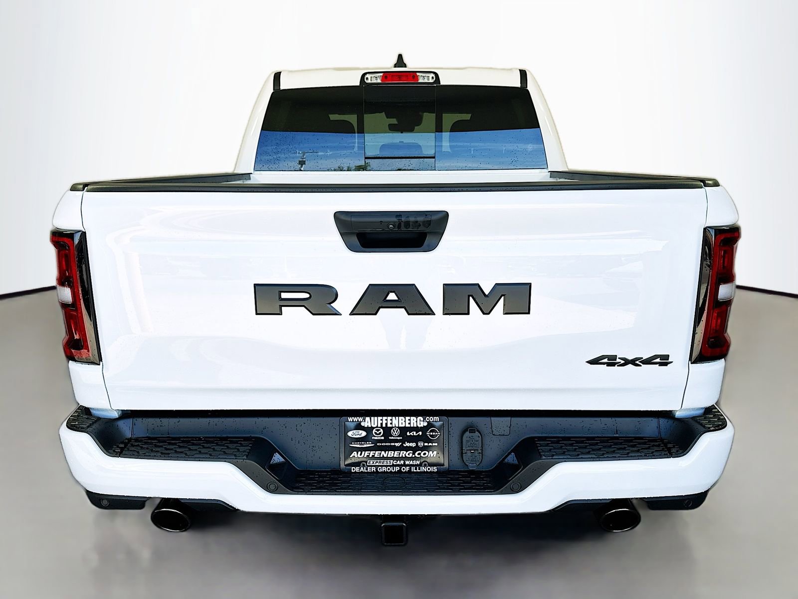 New 2026 RAM 1500 Express AWD/4WD image 6