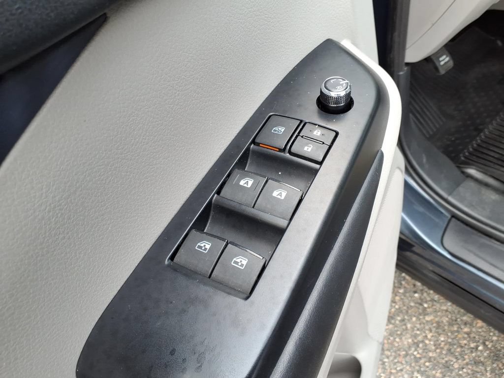 Certified 2019 Toyota Highlander XLE AWD/4WD image 9