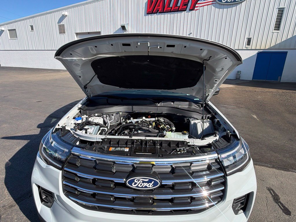 New 2027 Ford Explorer Active AWD/4WD image 14