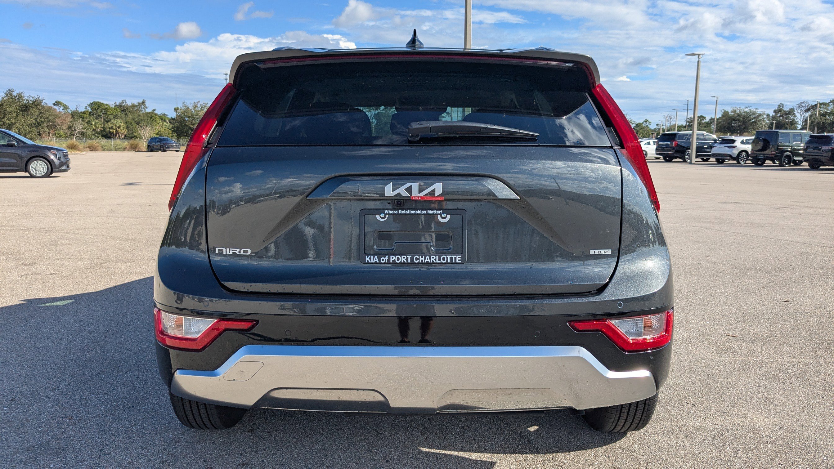 New 2025 Kia Niro SX image 6