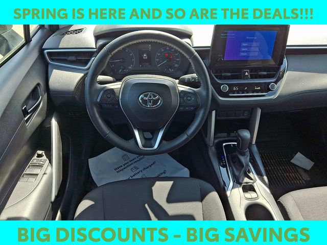 Certified 2024 Toyota Corolla Cross LE w/ Moonroof Package image 11