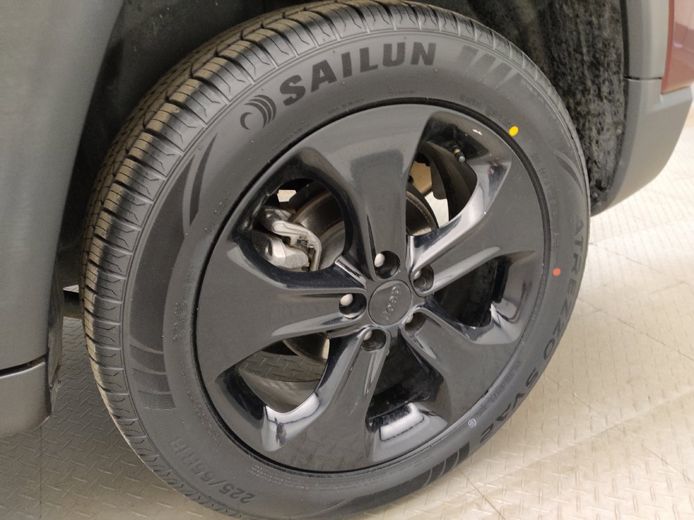 Used 2021 Jeep Compass Latitude AWD/4WD image 31