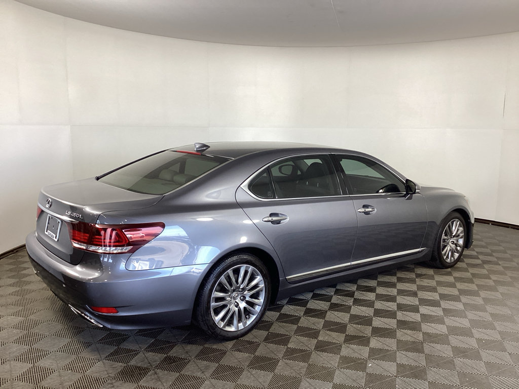 Used 2014 Lexus LS 460 L RWD image 2