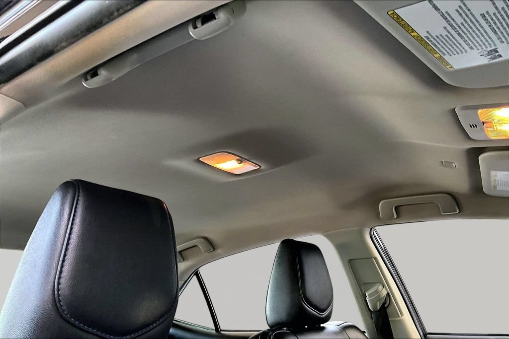 Certified 2019 Toyota Corolla SE FWD image 30