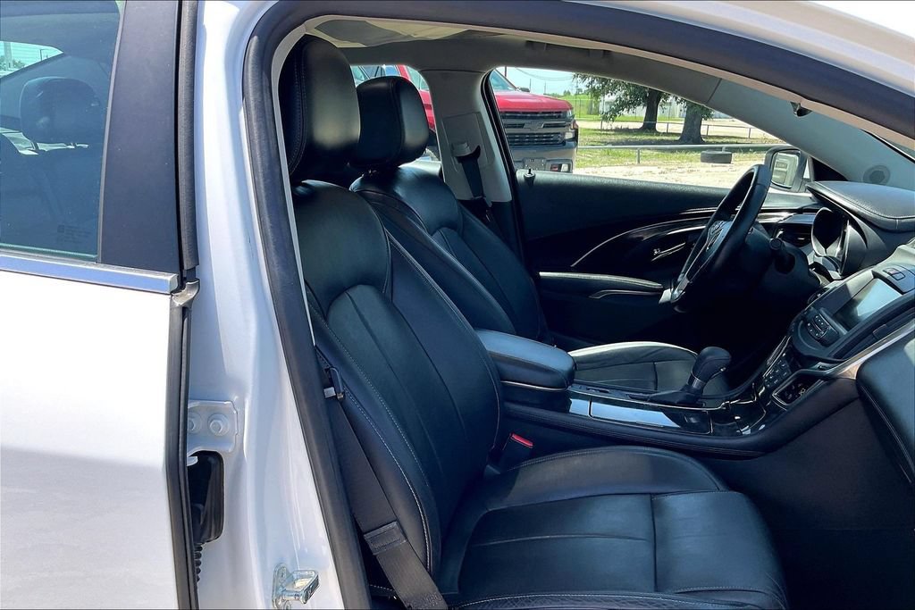 Used 2015 Buick LaCrosse Premium w/ Driver Confidence Package #1 FWD image 30