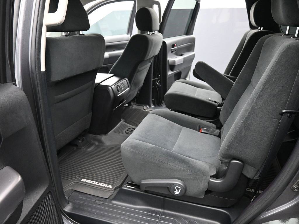 Used 2022 Toyota Sequoia TRD Sport image 16