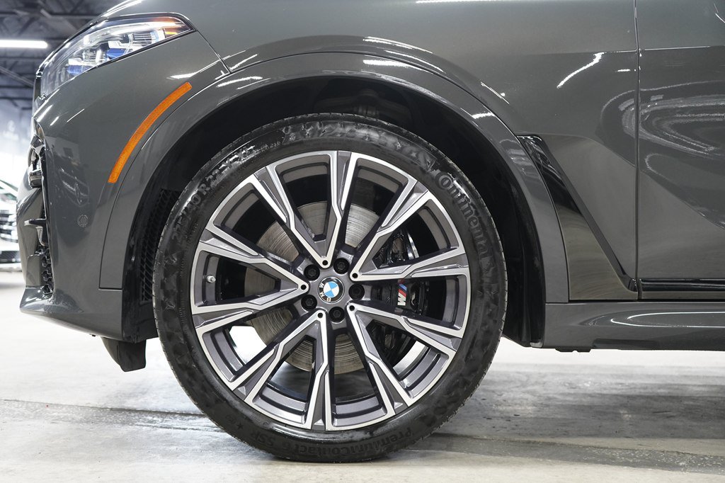 Used 2021 BMW X7 M50i AWD/4WD image 37