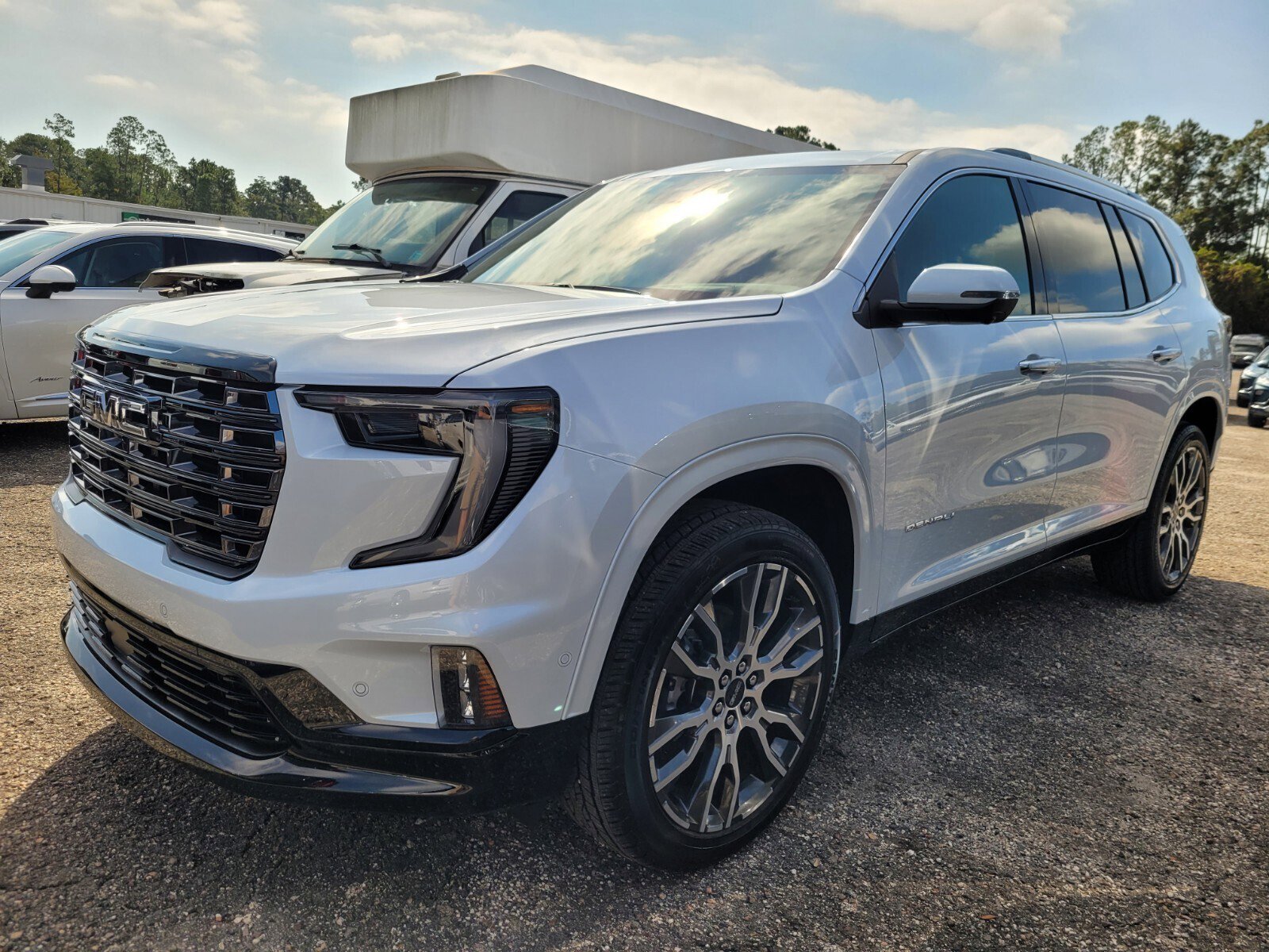 New 2026 GMC Acadia Denali Ultimate image 4