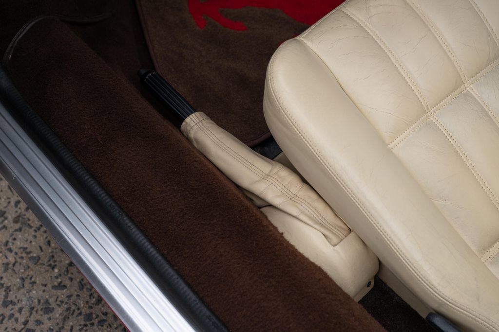 Used 1988 Ferrari 328 GTS image 25