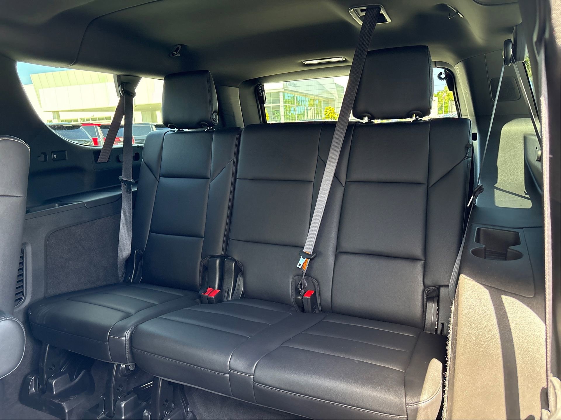 Used 2024 Cadillac Escalade ESV Luxury image 12