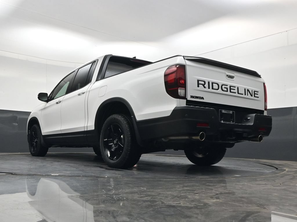 Certified 2026 Honda Ridgeline Black Edition image 39