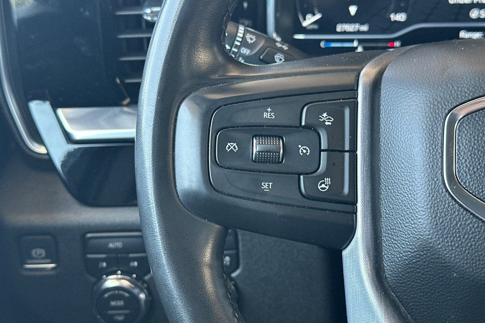 Used 2023 GMC Sierra 1500 Elevation AWD/4WD image 31