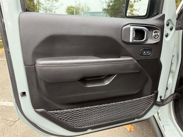 Used 2023 Jeep Wrangler Unlimited Rubicon 392 image 8