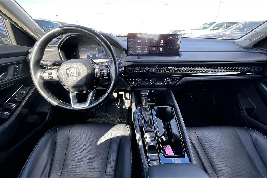 Used 2023 Honda Accord Touring image 19