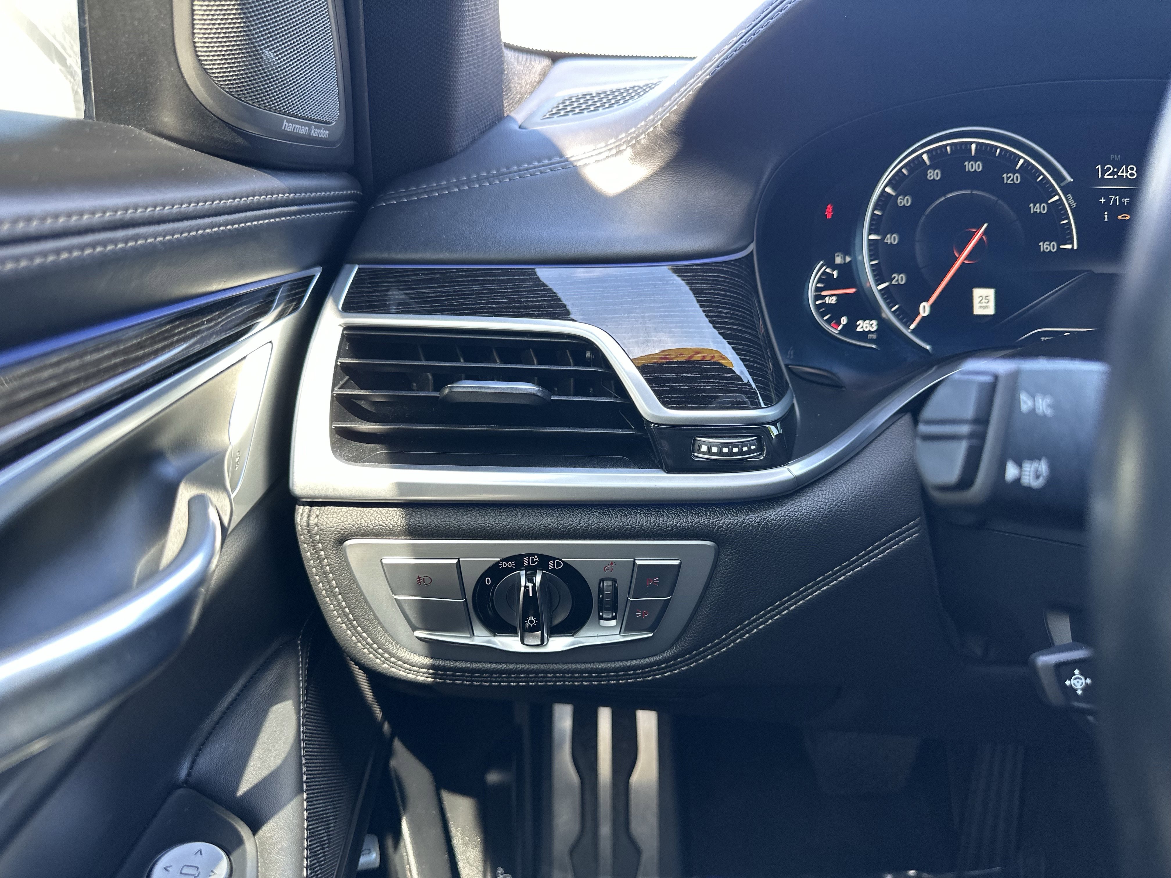 Used 2018 BMW 750i image 35