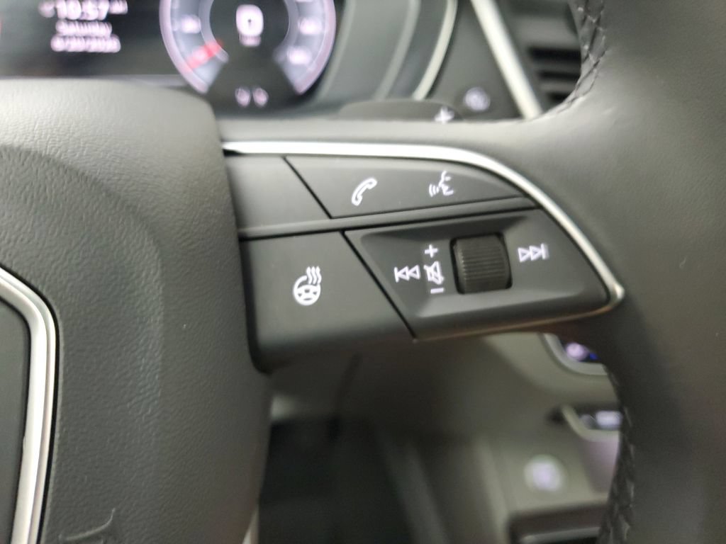 Used 2024 Audi Q5 2.0T Prestige AWD/4WD image 29