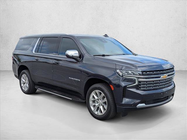Used 2023 Chevrolet Suburban Premier RWD image 3