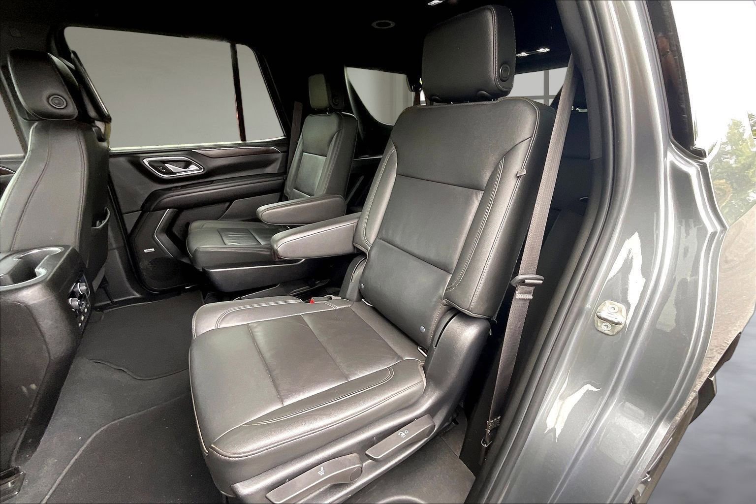 Used 2021 Chevrolet Tahoe LT w/ Rear Media and Nav Package AWD/4WD image 22