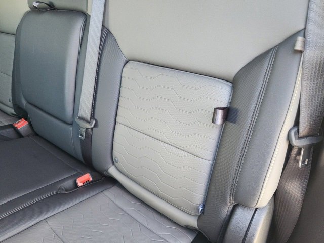 Used 2024 Chevrolet Silverado 1500 ZR2 image 55