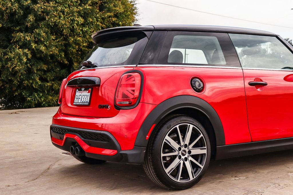 Used 2023 MINI Cooper S FWD image 12