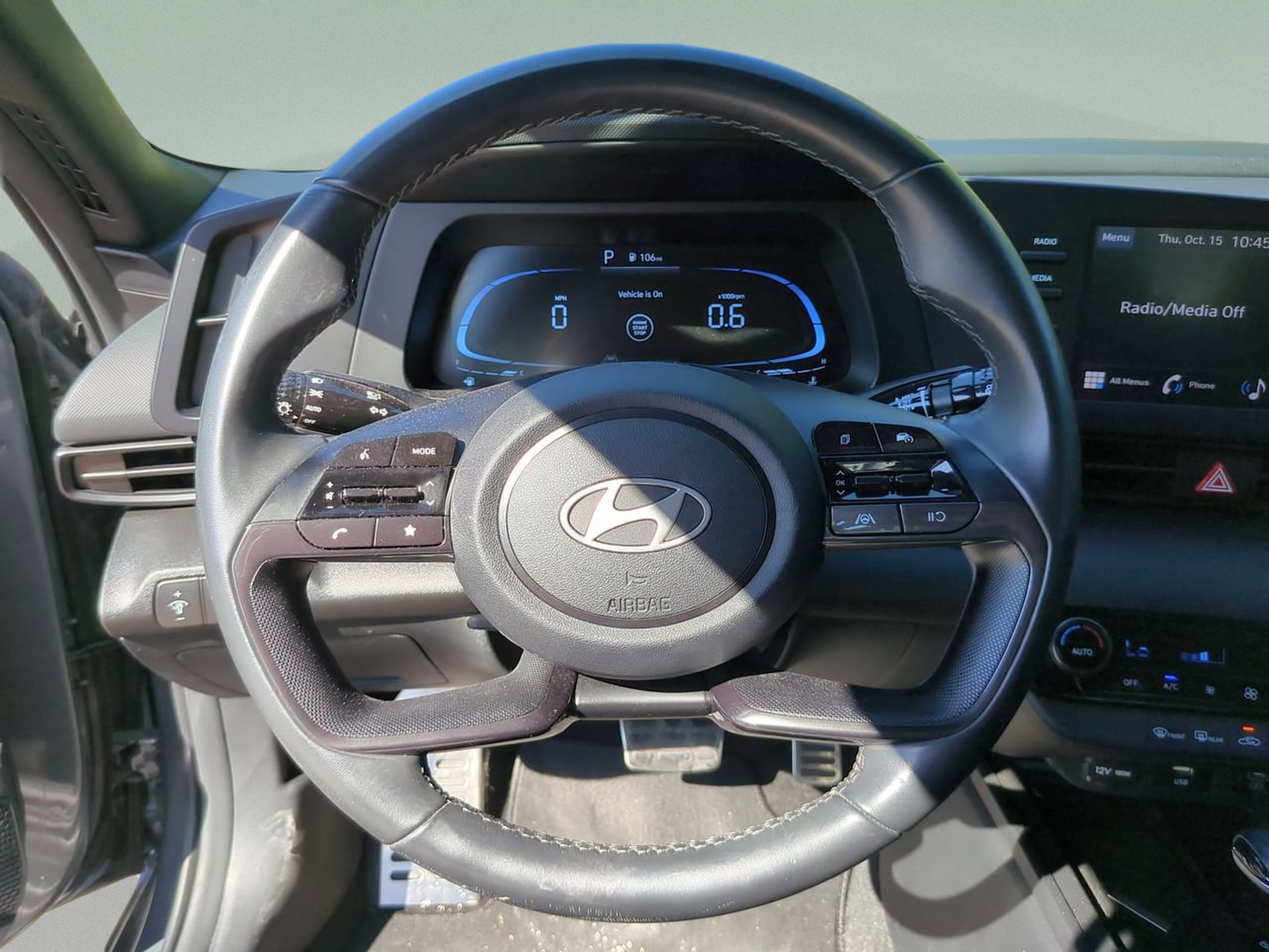 Used 2025 Hyundai Elantra Sport FWD image 11
