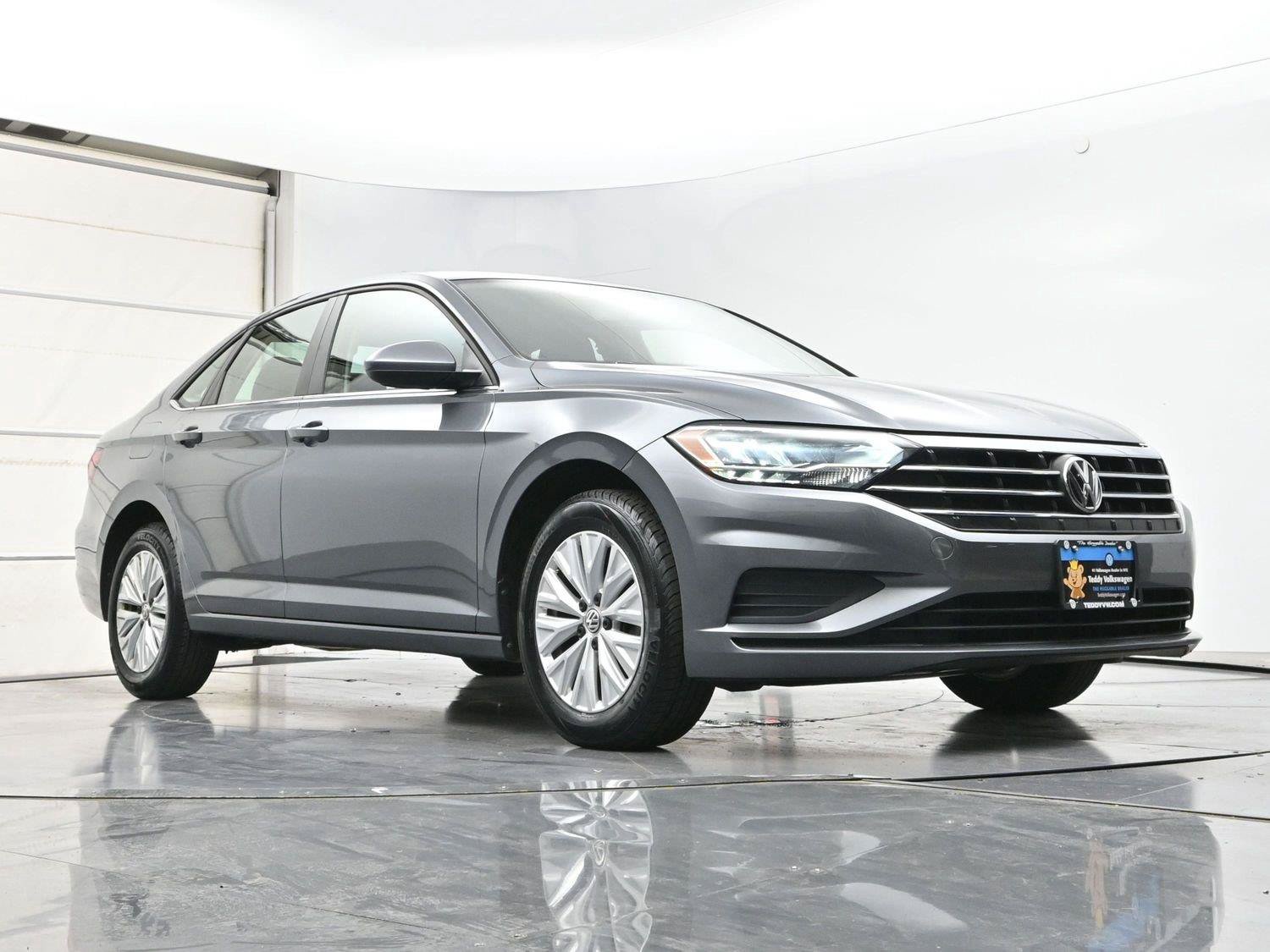 Certified 2020 Volkswagen Jetta S FWD image 28