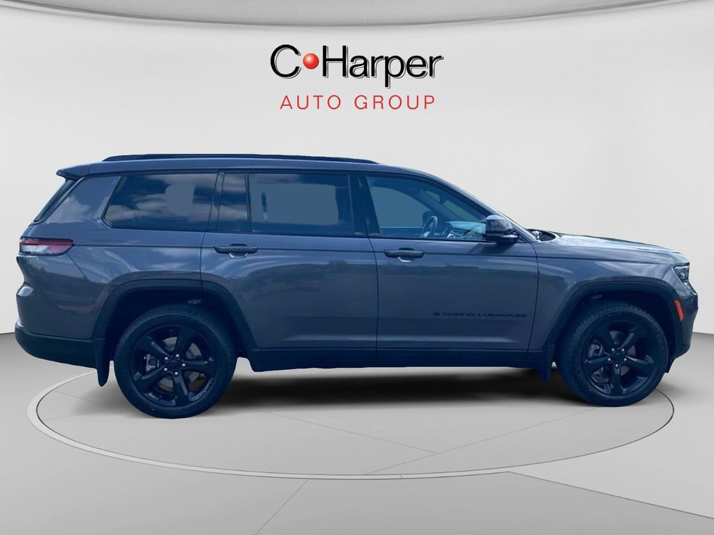 Used 2023 Jeep Grand Cherokee L Laredo AWD/4WD image 2