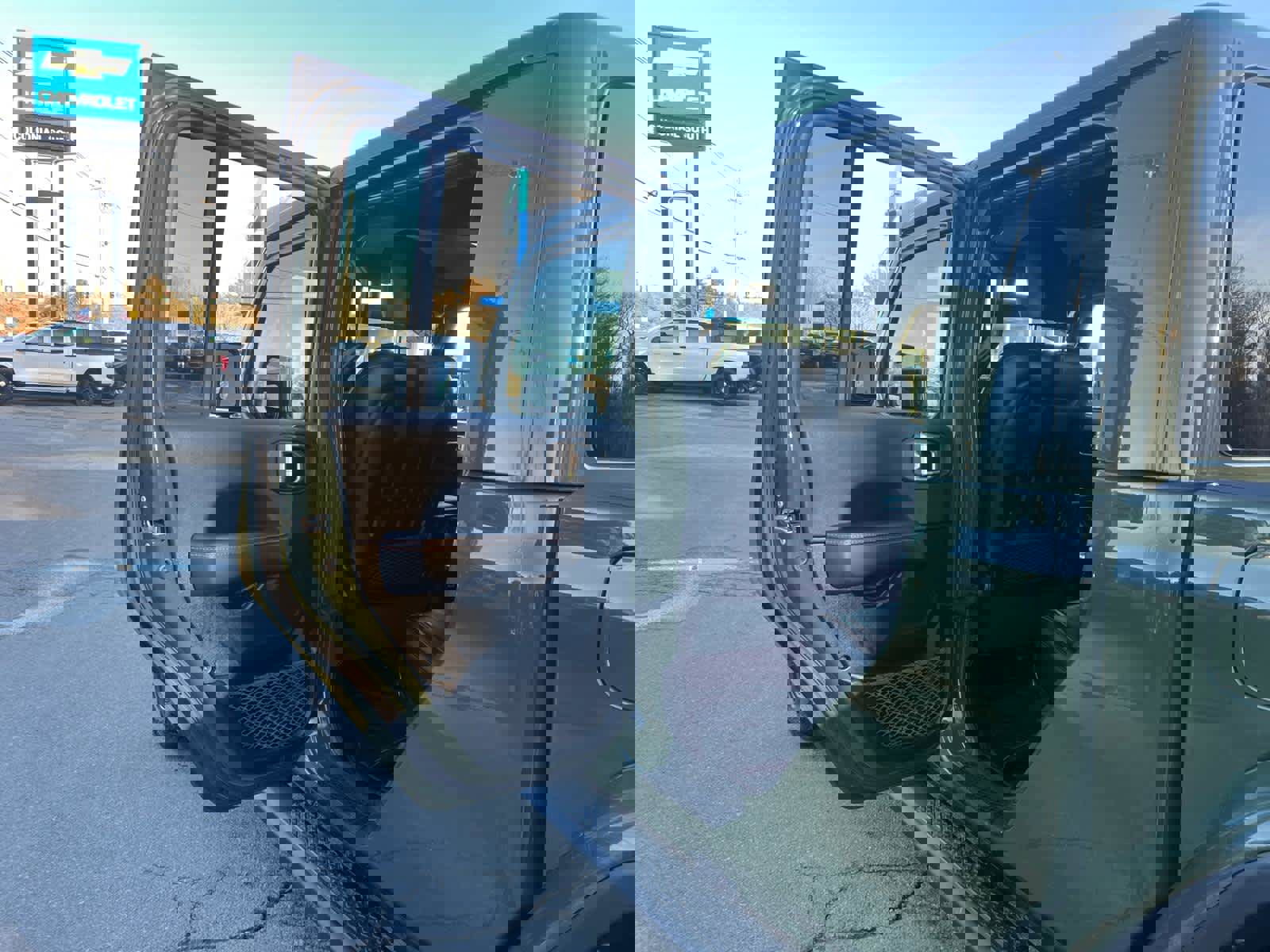 Used 2022 Jeep Gladiator Mojave w/ LED Lighting Group image 31