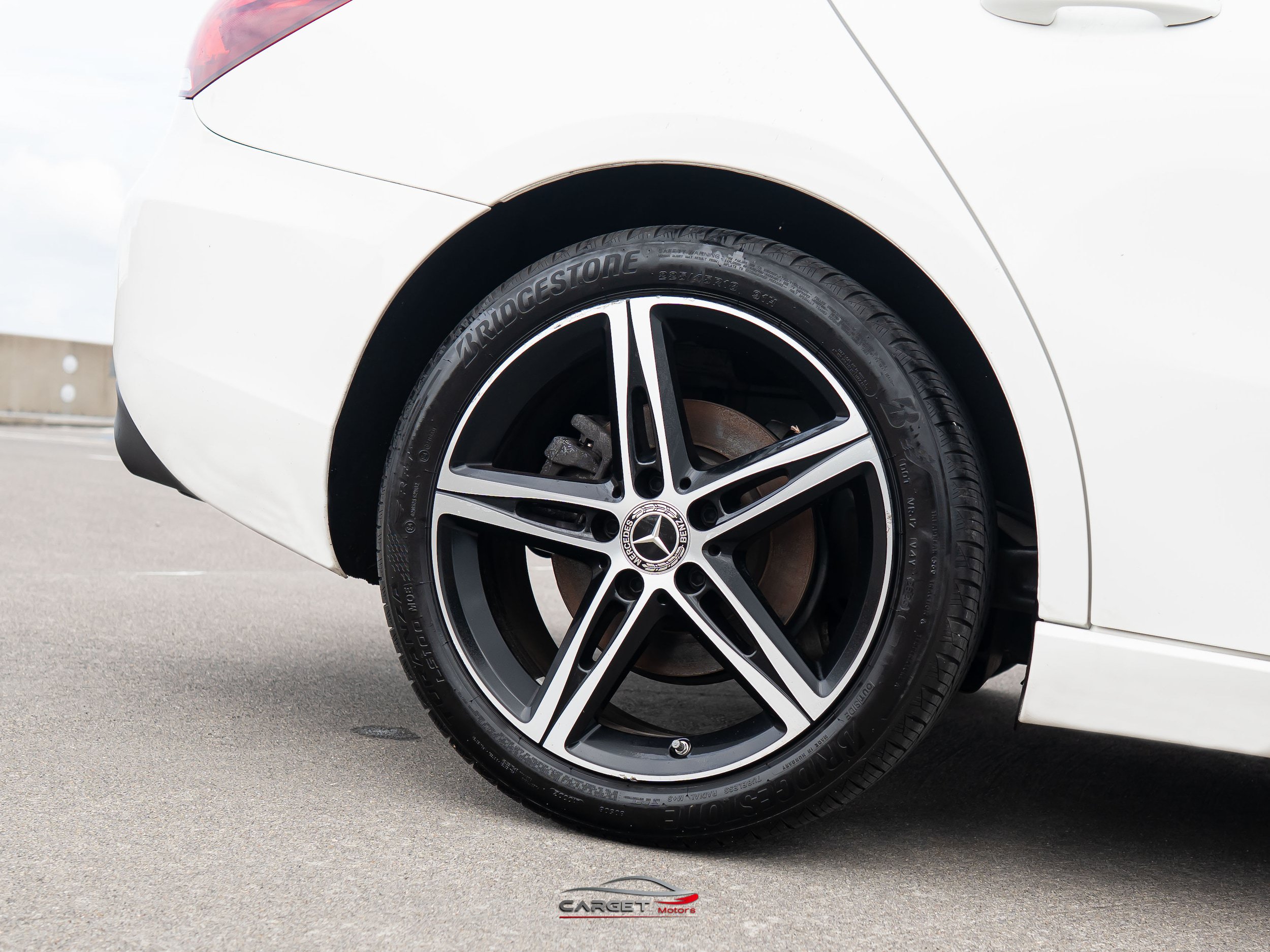 Used 2022 Mercedes-Benz A 220 4MATIC w/ Premium Package Lite image 9