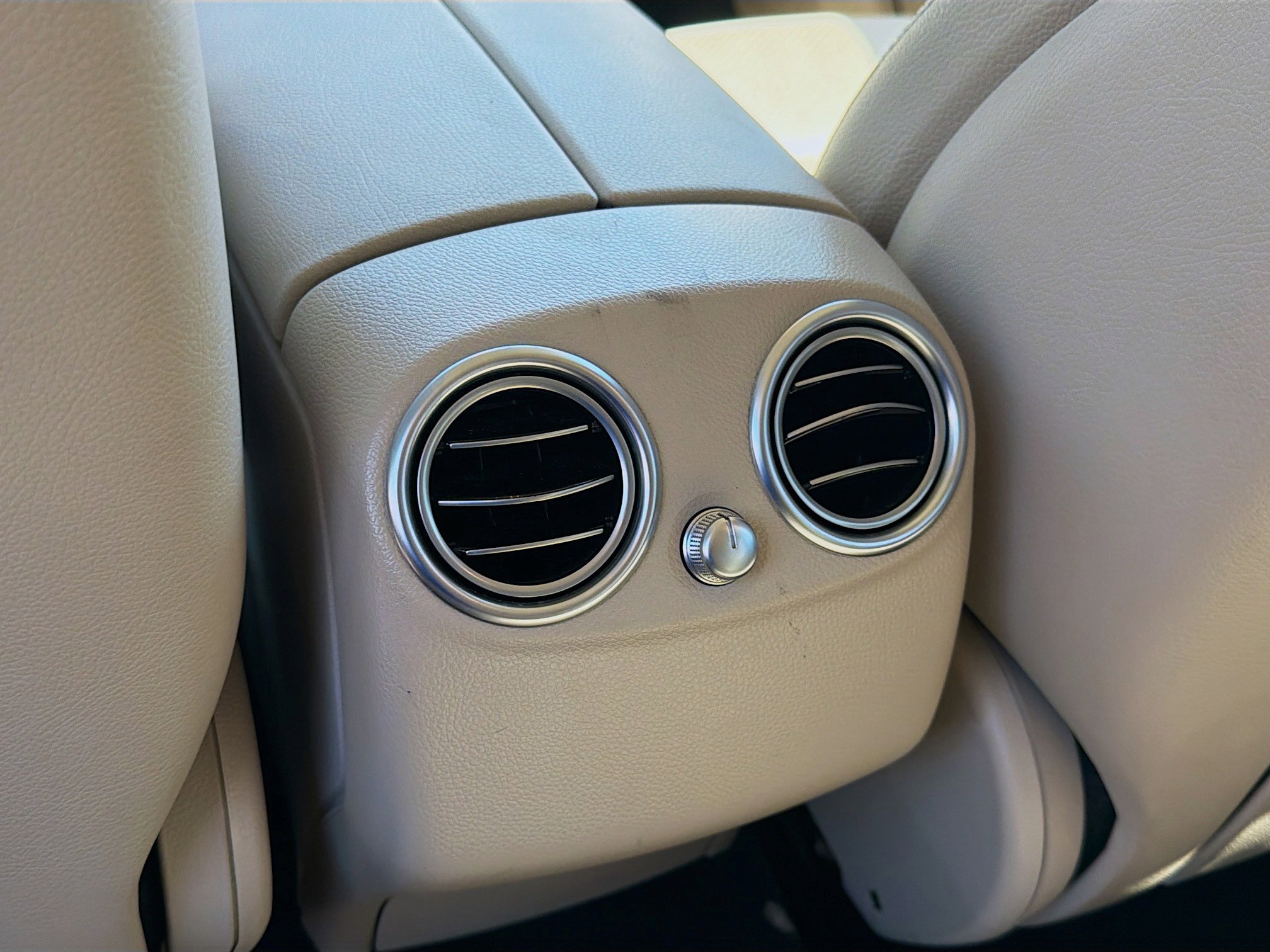 Used 2020 Mercedes-Benz GLC 300 image 22