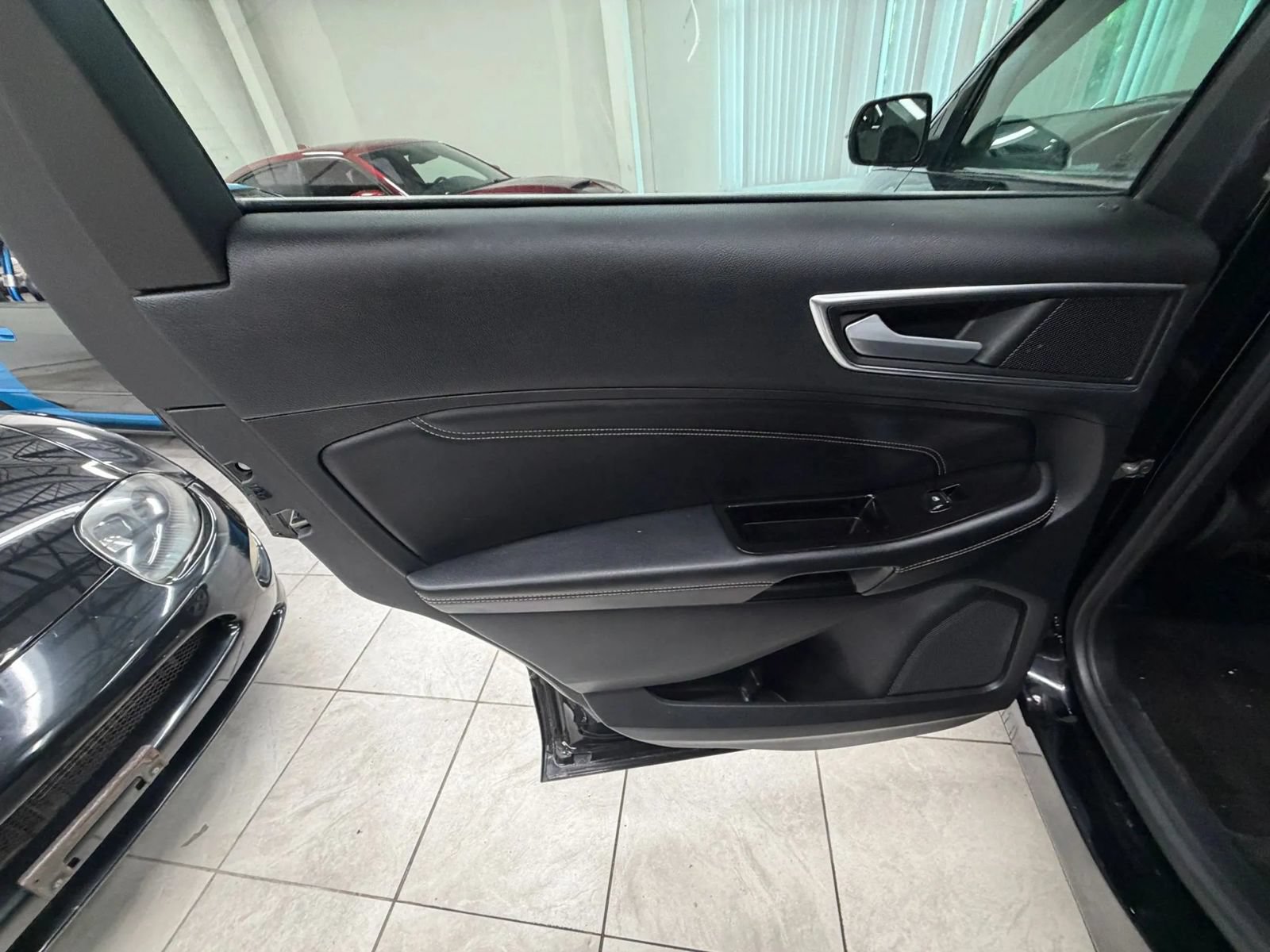 Used 2016 Ford Edge Titanium AWD/4WD image 15